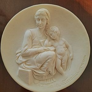 Bradford Exchange Pensive Madonna Italian Alabaster Collector Plate 1978 w/ box